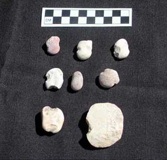 Figure 10. Notched potsherds made of limestone