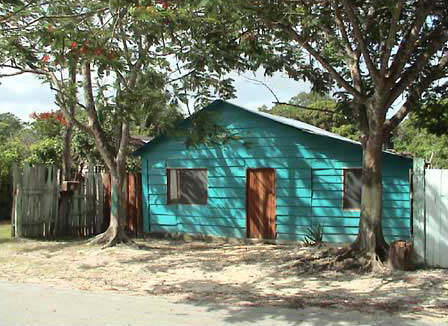 Figure 3. Project headquarters on Calle Puc Te, Zoh Laguna, Campeche.