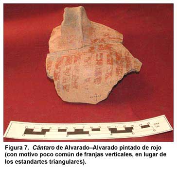 Figura 7. Cántaro de AlvaradoAlvarado pintado de rojo (con motivo poco común de franjas verticales, en lugar de los estandartes triangulares).
