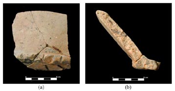 Figure 44.  Potsherd of the type Máquina Azúcar Impreso, exterior (A), side view (B)