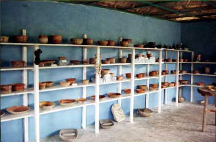 Figure 15a. View of the Uaxact&uacute;n Collection, in Posada Campamento El Chiclero.