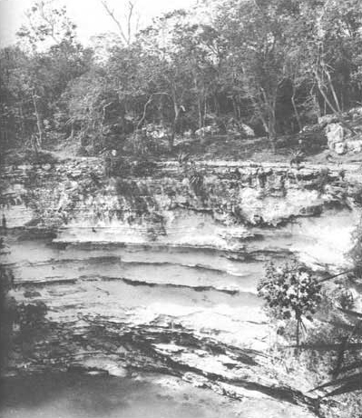 Figure 2. The Sacred Cenote at Chichén Itzá during the 60's Figure 2. The Sacred Cenote at Chichén Itzá during the 60's