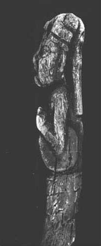 Figure 13. PL view of the Xmuqlebal Xheton Figurine showing the headdress. Figure 13. PL view of the Xmuqlebal Xheton Figurine showing the headdress.