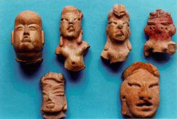 Las figurillas excavada durante las excavaciones en Las Bocas, Puebla