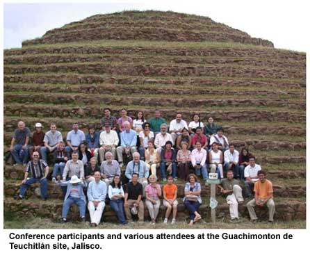 Conference participants and various attendees at the Guachimonton de Teuchitlán site, Jalisco.