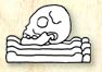 Dibujo del Altar 5 de Tikal, hecho por Linda Schele. En medio de dos danzantes arrodillados, se observan huesos desentarrados. Clásico Tardío. Ubicación actual: Museo Nacional de Antropología y Etnología, Ciudad de Guatemala, Guatemala. Dibujo de Linda Schele, #2021, propiedad literaria de FAMSI.